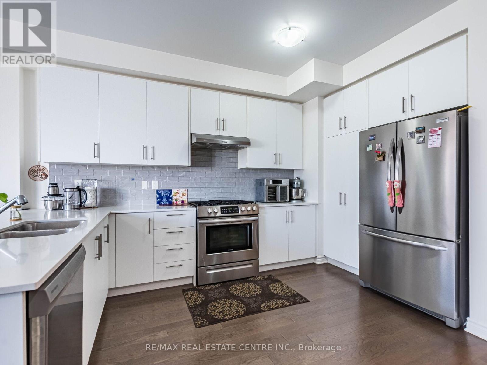 1157 Restivo Lane, Milton, Ontario  L9T 2X5 - Photo 15 - W13045132