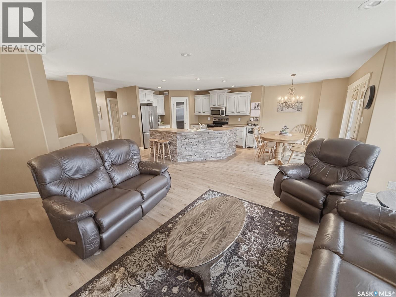 22 500 Battleford Trail, Swift Current, Saskatchewan  S9H 5M7 - Photo 16 - SK033842