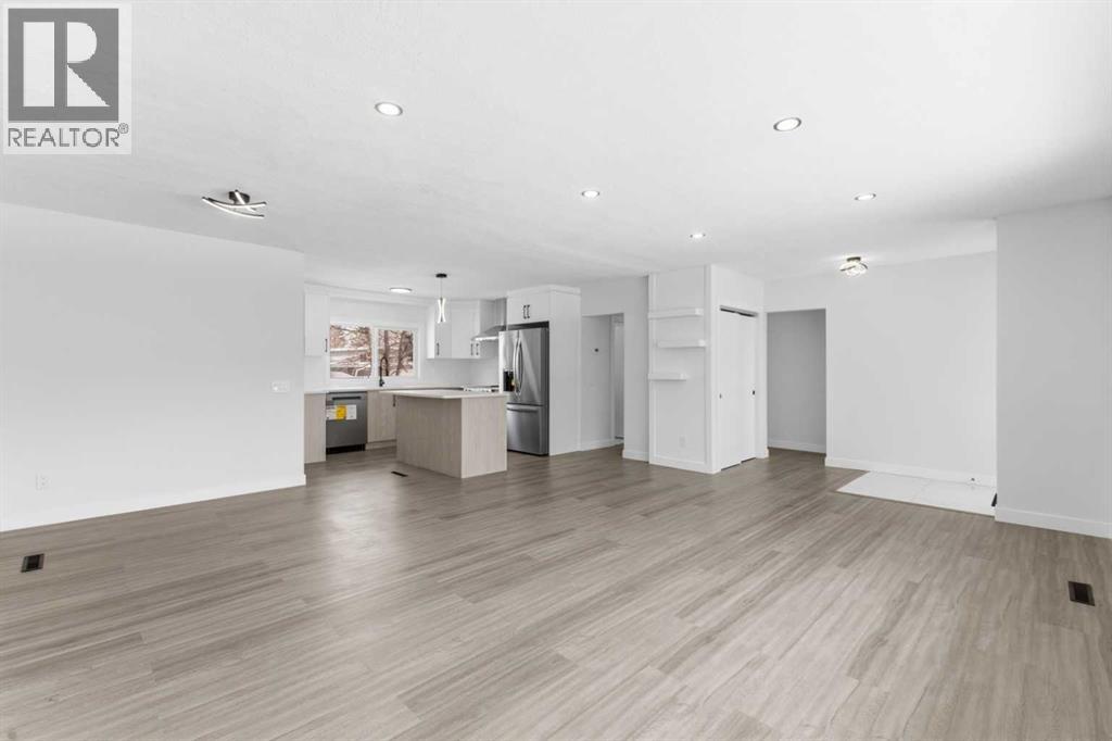 1412 19 Street NE, Calgary, Alberta  T2E 4Y2 - Photo 4 - A2288426