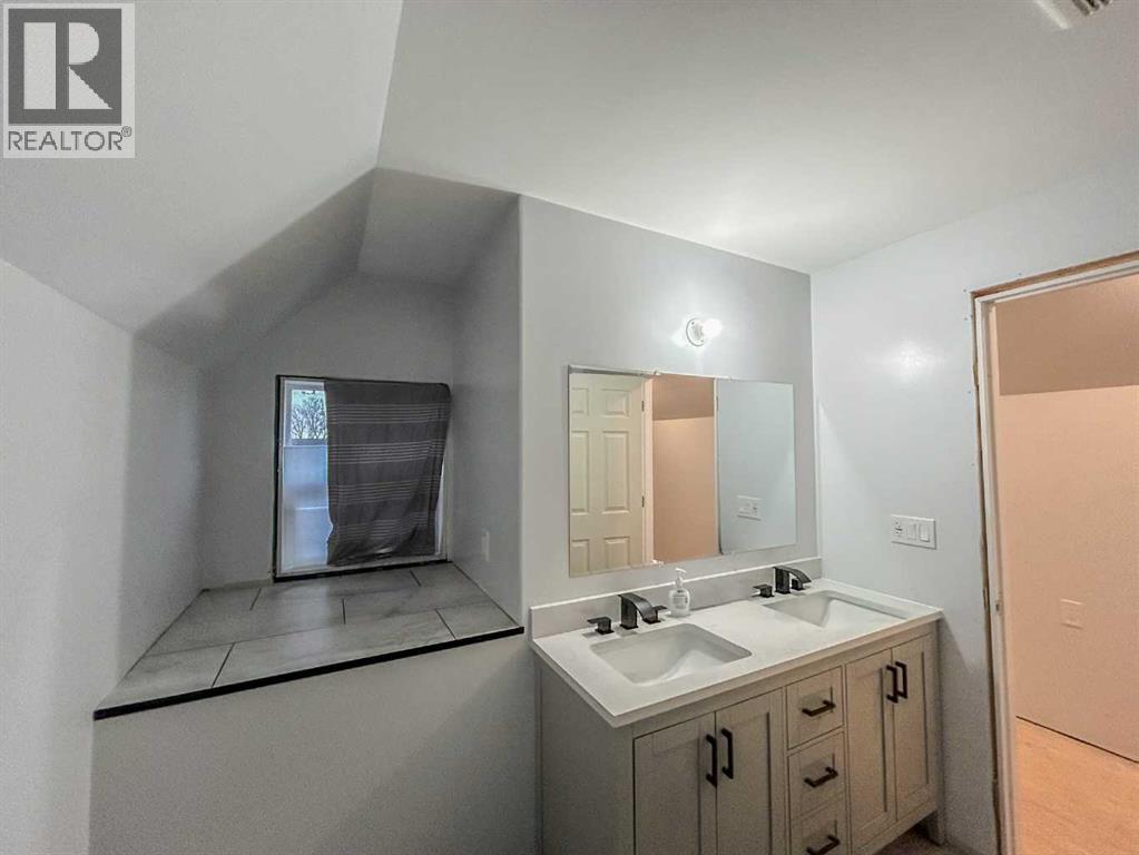 21 3 Avenue W, Marshall, Saskatchewan  S0M 1R0 - Photo 7 - A2280492