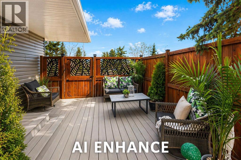 79 Scenic Way NW, Calgary, Alberta  T3L 1B4 - Photo 2 - A2304539