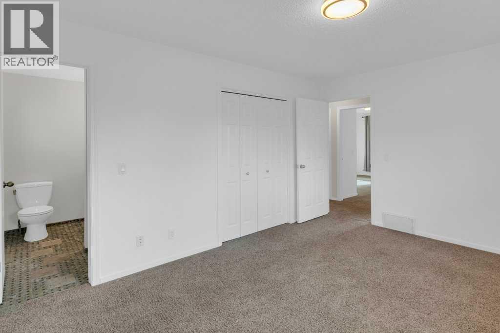 79 Scenic Way NW, Calgary, Alberta  T3L 1B4 - Photo 34 - A2304539