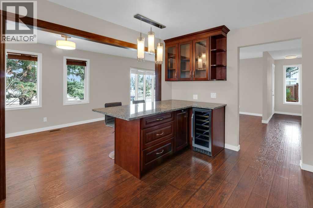 79 Scenic Way NW, Calgary, Alberta  T3L 1B4 - Photo 32 - A2304539