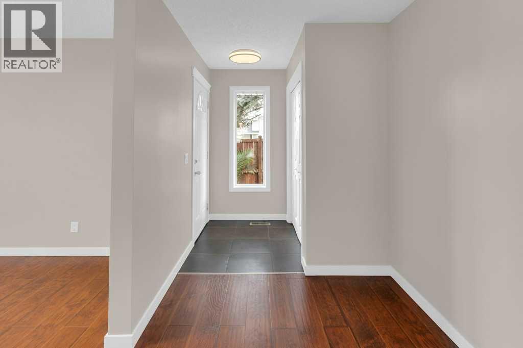 79 Scenic Way NW, Calgary, Alberta  T3L 1B4 - Photo 23 - A2304539