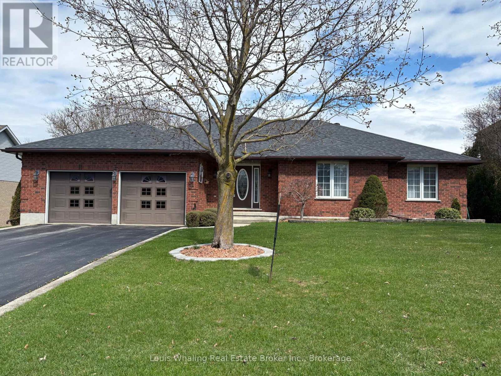 711 21ST A AVENUE, Hanover, Ontario