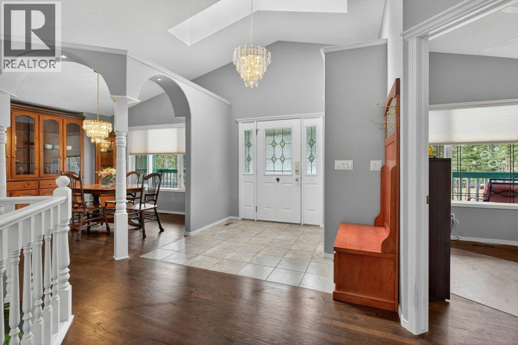 39 Highlands Terrace, Bragg Creek, Alberta  T0L 0K0 - Photo 2 - A2303273