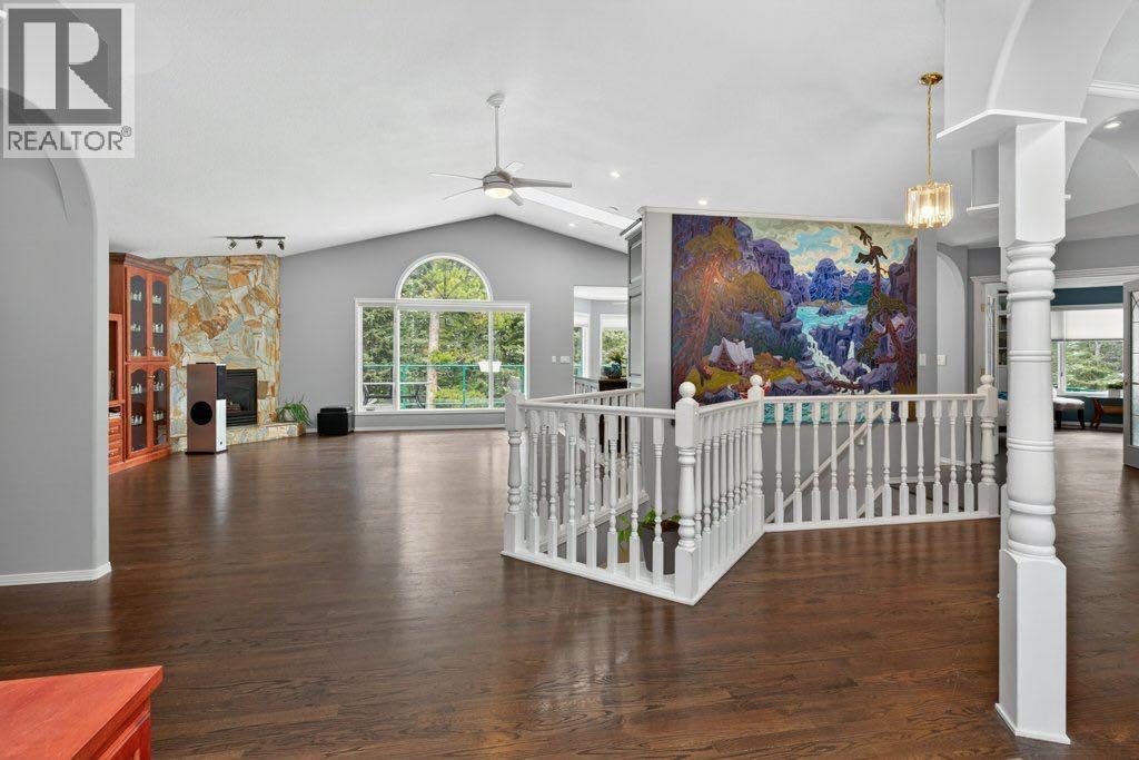 39 Highlands Terrace, Bragg Creek, Alberta  T0L 0K0 - Photo 3 - A2303273