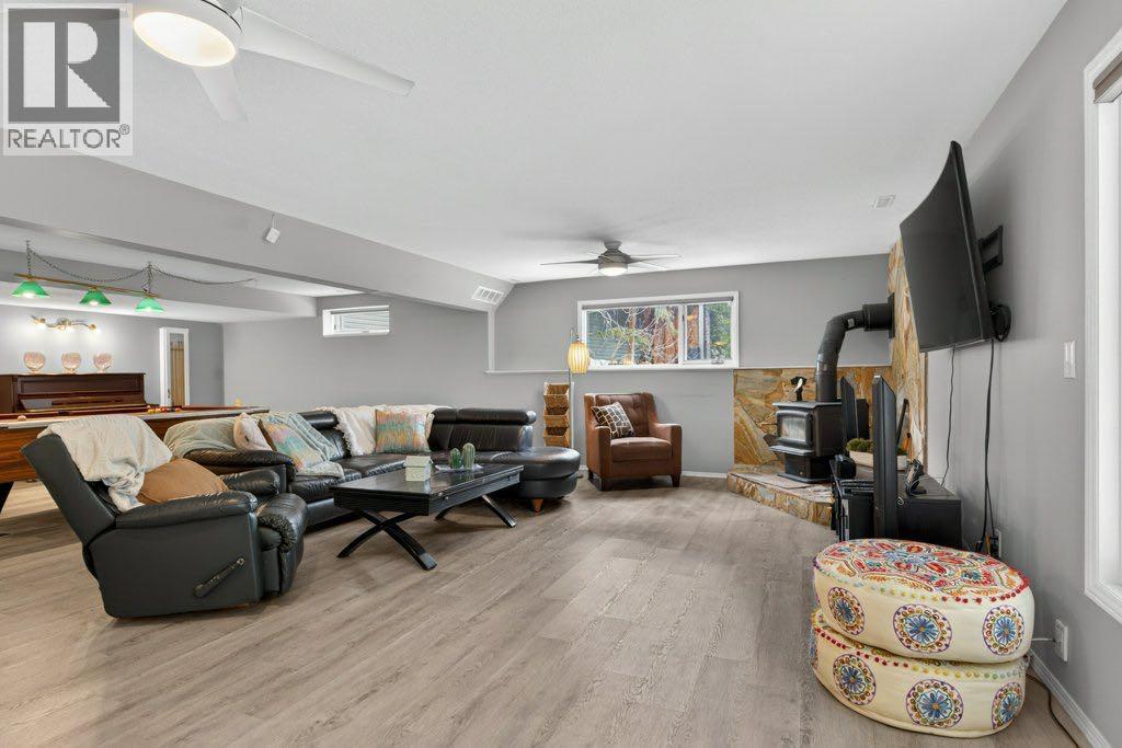 39 Highlands Terrace, Bragg Creek, Alberta  T0L 0K0 - Photo 32 - A2303273