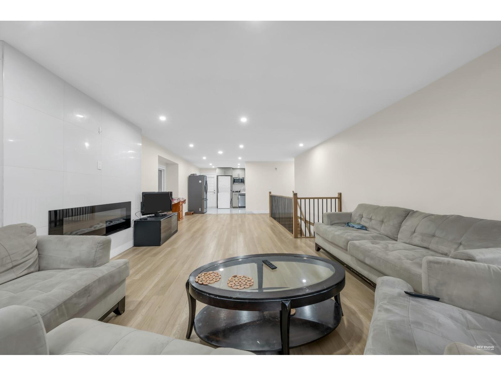 14306 77a Avenue, Surrey, British Columbia  V3W 0L2 - Photo 7 - R3085534