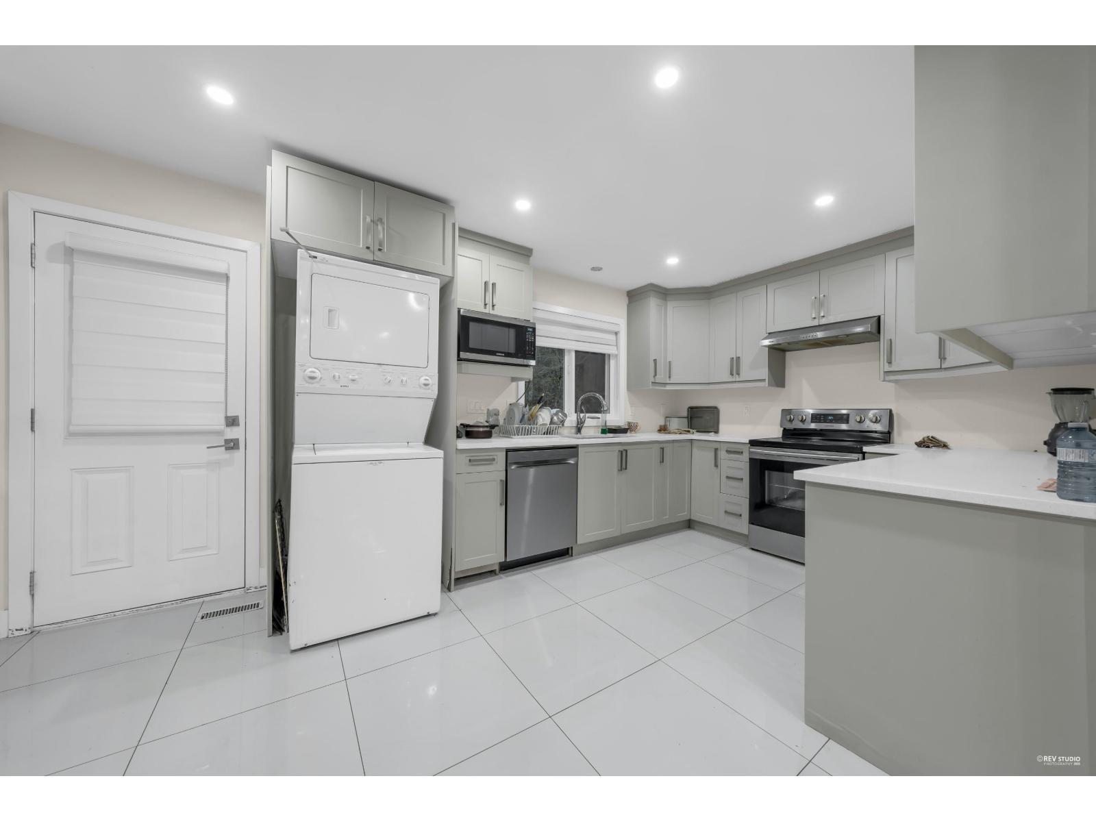 14306 77a Avenue, Surrey, British Columbia  V3W 0L2 - Photo 8 - R3085534