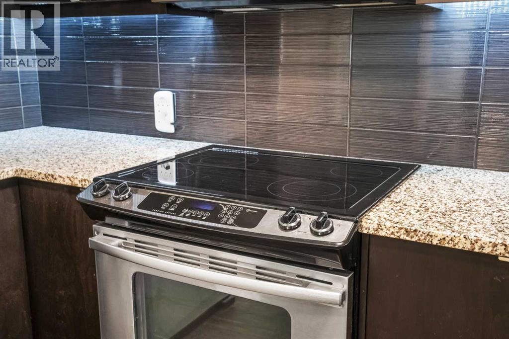 305, 25 Aspenmont Heights SW, Calgary, Alberta  T3H 0E4 - Photo 11 - A2298987