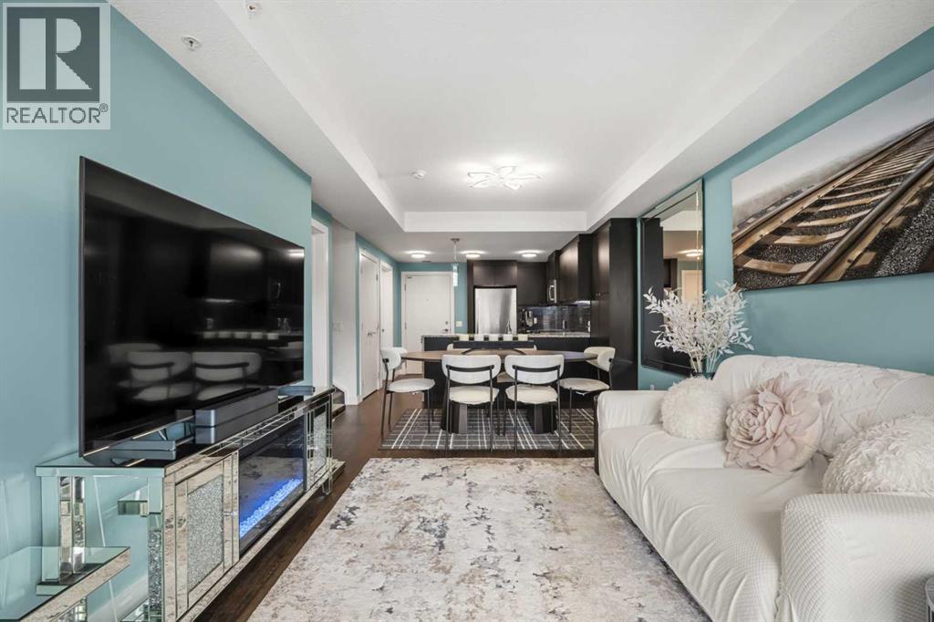 305, 25 Aspenmont Heights SW, Calgary, Alberta  T3H 0E4 - Photo 2 - A2298987