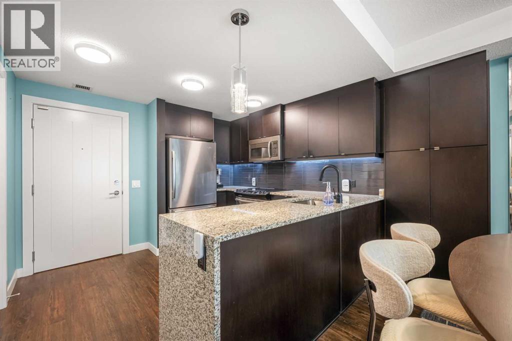 305, 25 Aspenmont Heights SW, Calgary, Alberta  T3H 0E4 - Photo 8 - A2298987