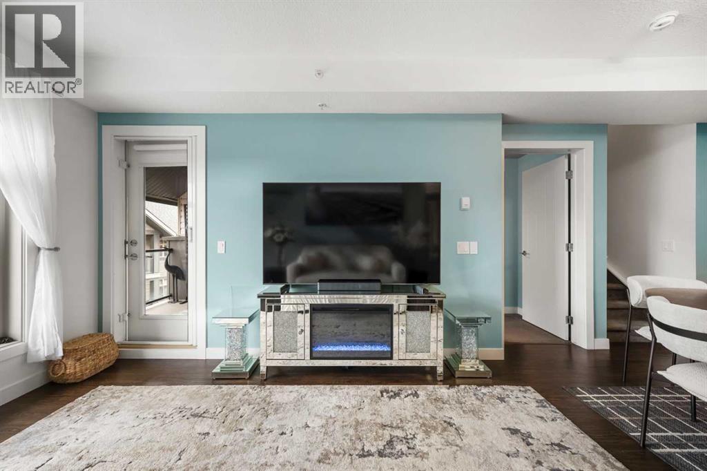 305, 25 Aspenmont Heights SW, Calgary, Alberta  T3H 0E4 - Photo 3 - A2298987