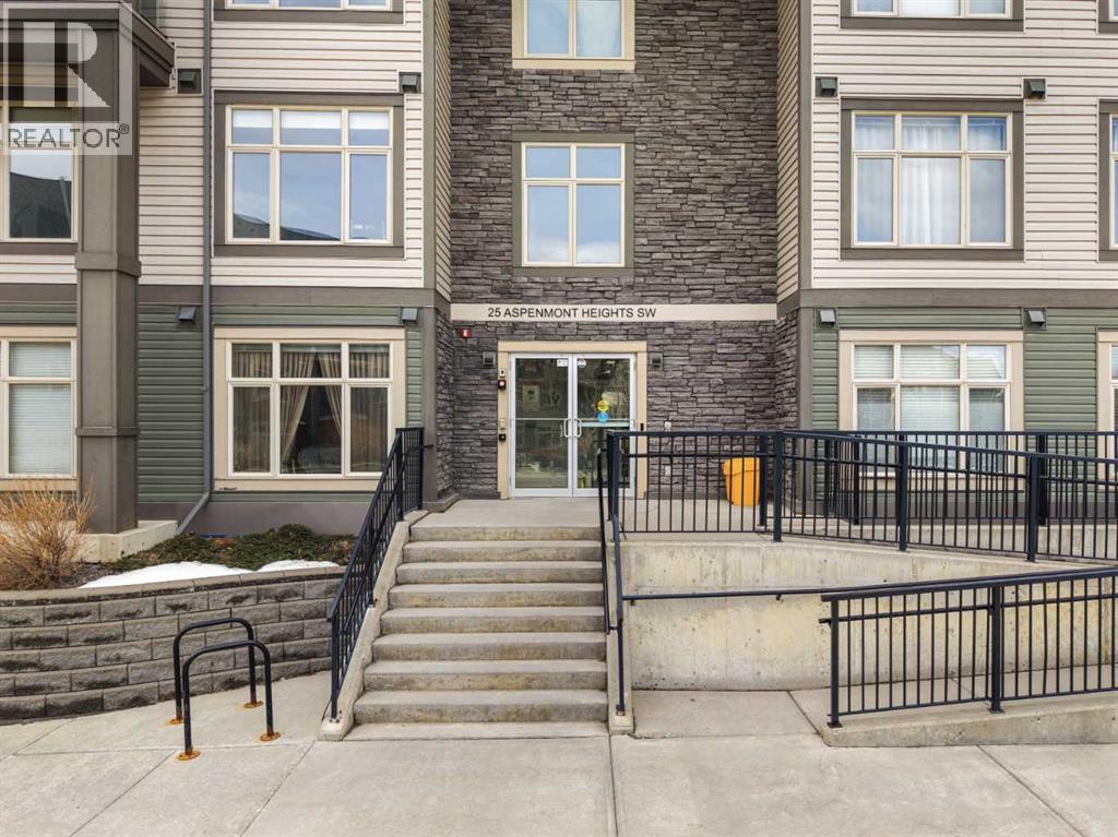 305, 25 Aspenmont Heights SW, Calgary, Alberta  T3H 0E4 - Photo 32 - A2298987