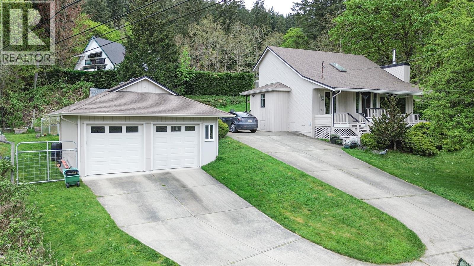 1067 Herd Rd, Duncan, British Columbia