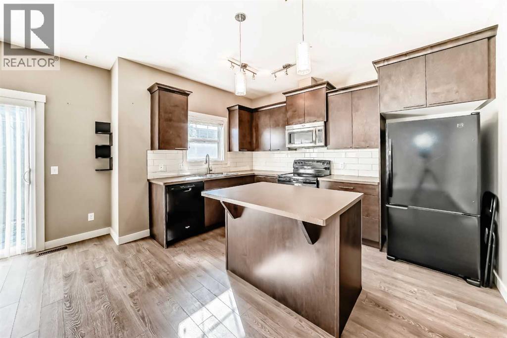 636 Skyview Ranch Grove NE, Calgary, Alberta  T3N 0R8 - Photo 5 - A2303391