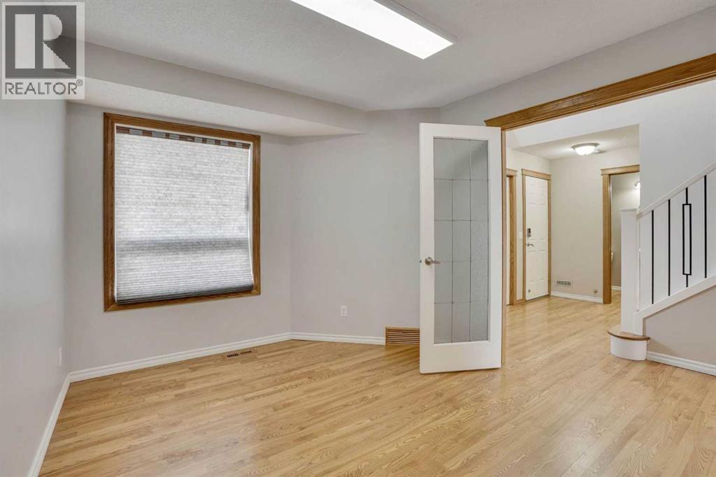 143 Country Hills View Nw, Calgary, Alberta  T3K 5B5 - Photo 3 - A2304998