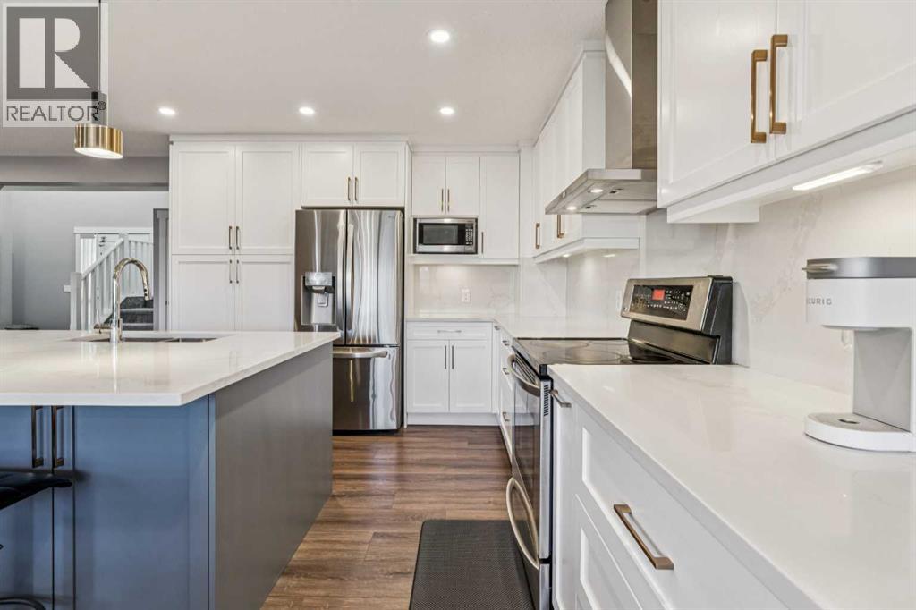 153 Panamount Close NW, Calgary, Alberta  T3K 5P6 - Photo 8 - A2304926