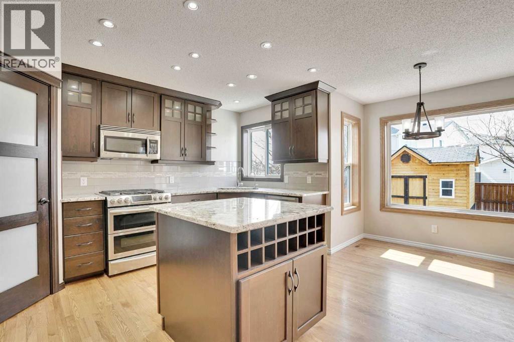 143 Country Hills View Nw, Calgary, Alberta  T3K 5B5 - Photo 9 - A2304998