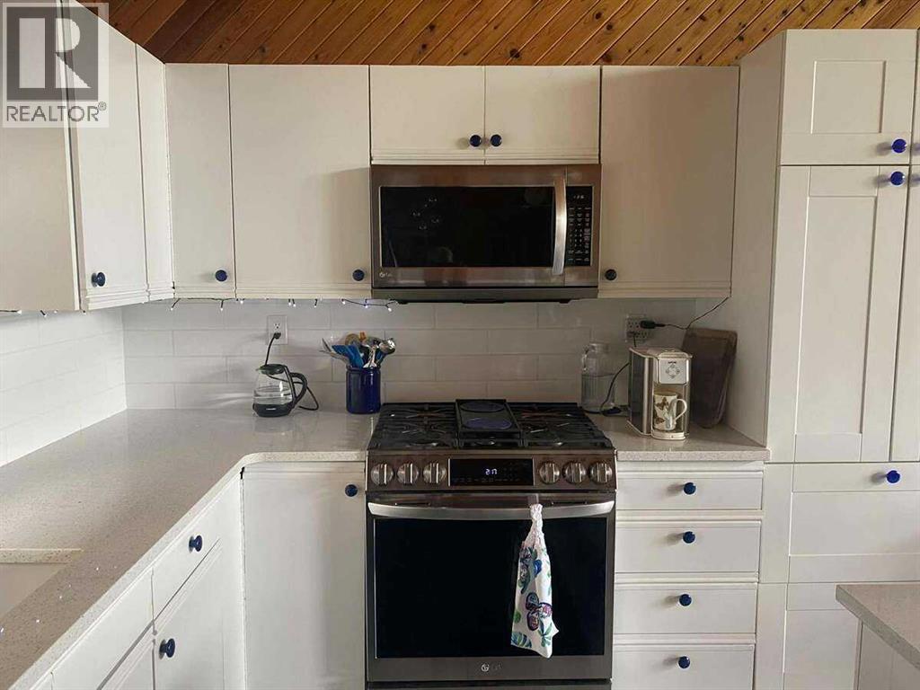 34 Lakeshore Drive, Grandview, Alberta  T0C 2V0 - Photo 7 - A2254788