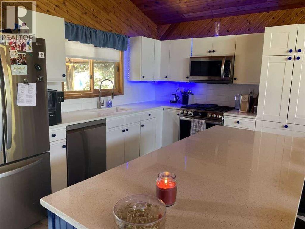 34 Lakeshore Drive, Grandview, Alberta  T0C 2V0 - Photo 8 - A2254788