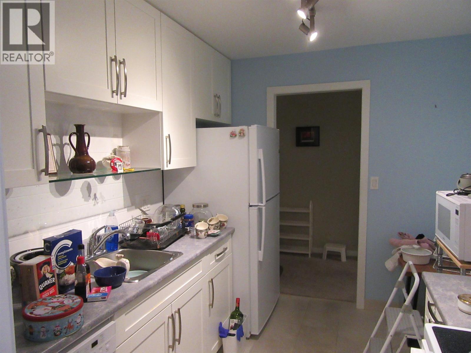 215 8720 No. 1 Road, Richmond, British Columbia  V7C 4L5 - Photo 5 - R3115156