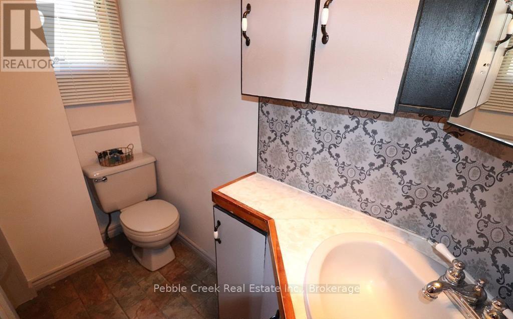 85042 Bluewater Highway, Ashfield-Colborne-Wawanosh, Ontario  N7A 3X9 - Photo 25 - X13041168