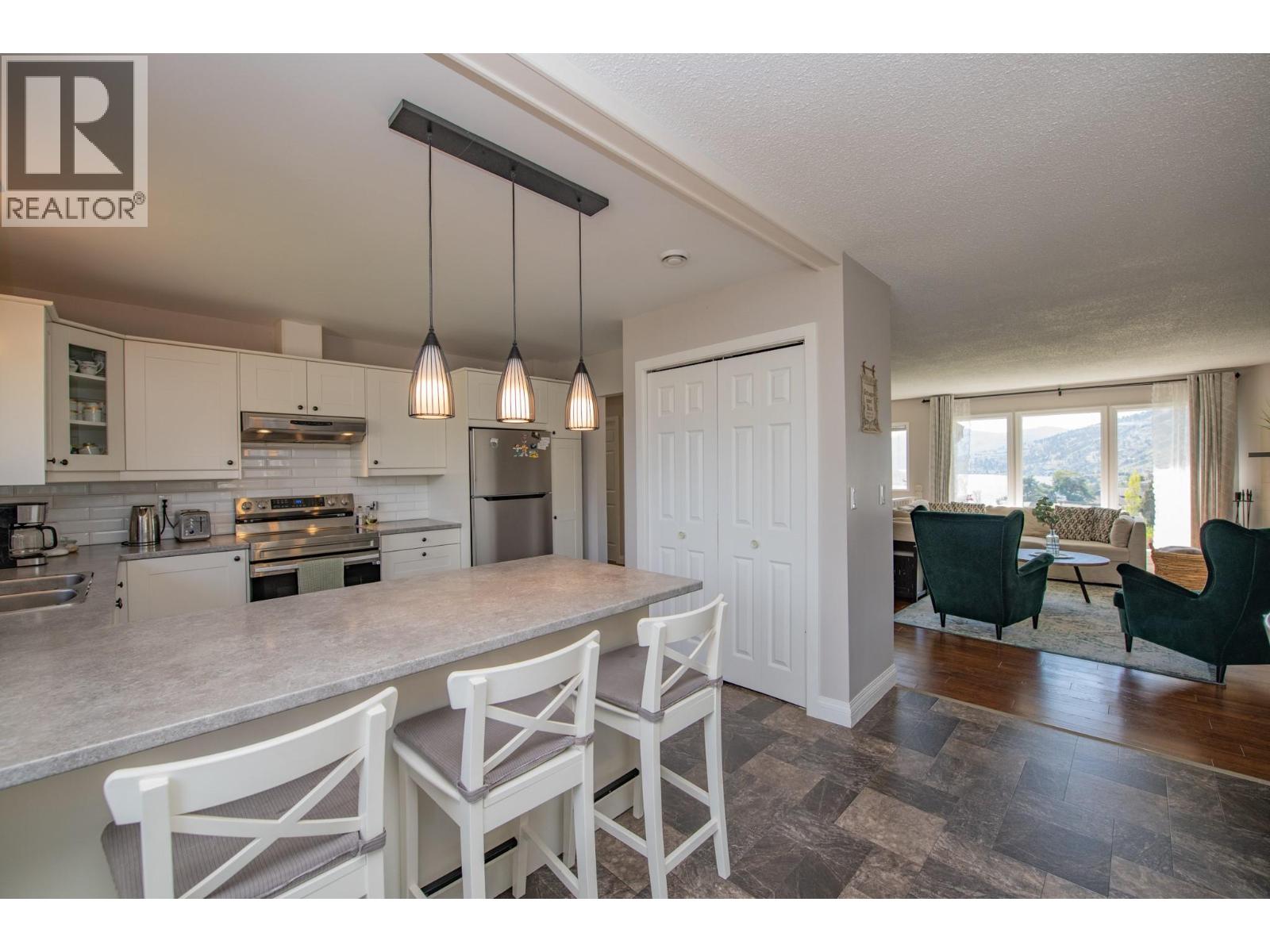 6704 Garnet Road, Vernon, British Columbia  V1H 1P1 - Photo 11 - 10384853