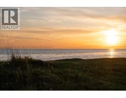 581 BAYVIEW DRIVE, Mayne Island, British Columbia