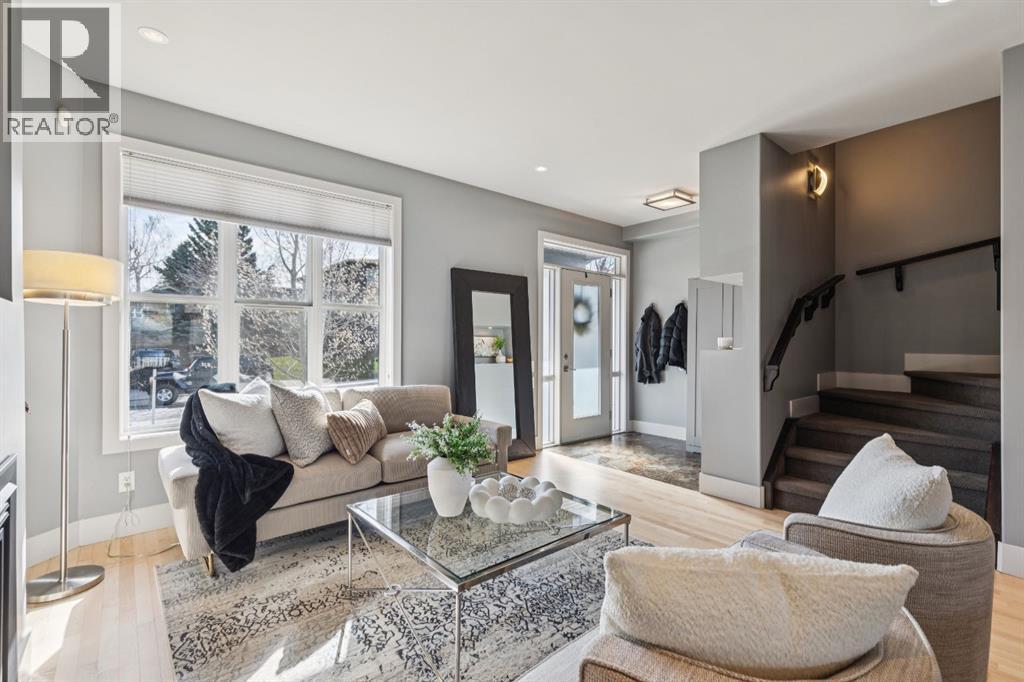 3043 28 Street SW, Calgary, Alberta  T3E 2J4 - Photo 6 - A2303990