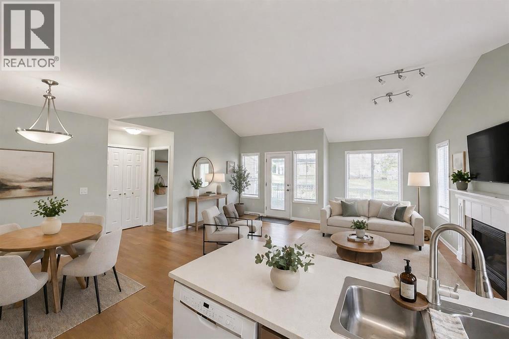 218 Centre Avenue Nw, Airdrie, Alberta  T4B 2M6 - Photo 12 - A2305162