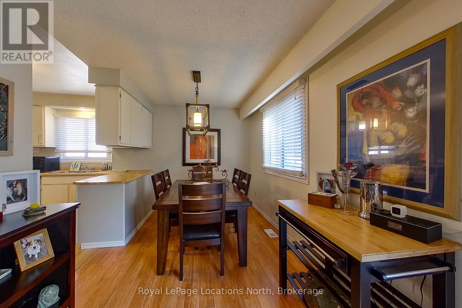 152 Melrose Avenue, Wasaga Beach, Ontario  L9Z 2T1 - Photo 6 - S13045224