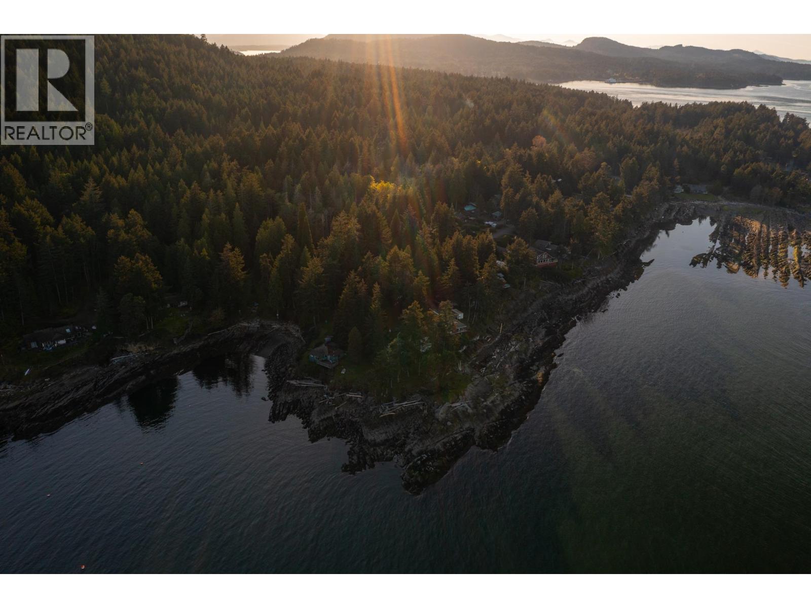 579 Bayview Drive, Mayne Island, British Columbia  V0N 2J1 - Photo 39 - R3100389