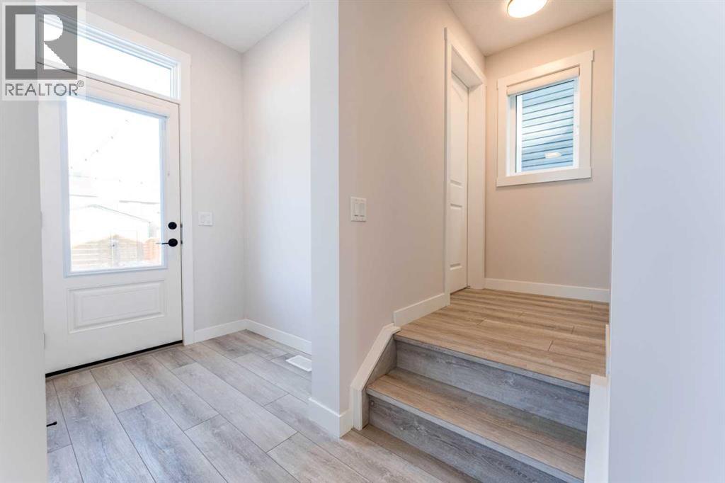 540 Chinook Winds Garden SW, Airdrie, Alberta  T4B 5J6 - Photo 17 - A2292510