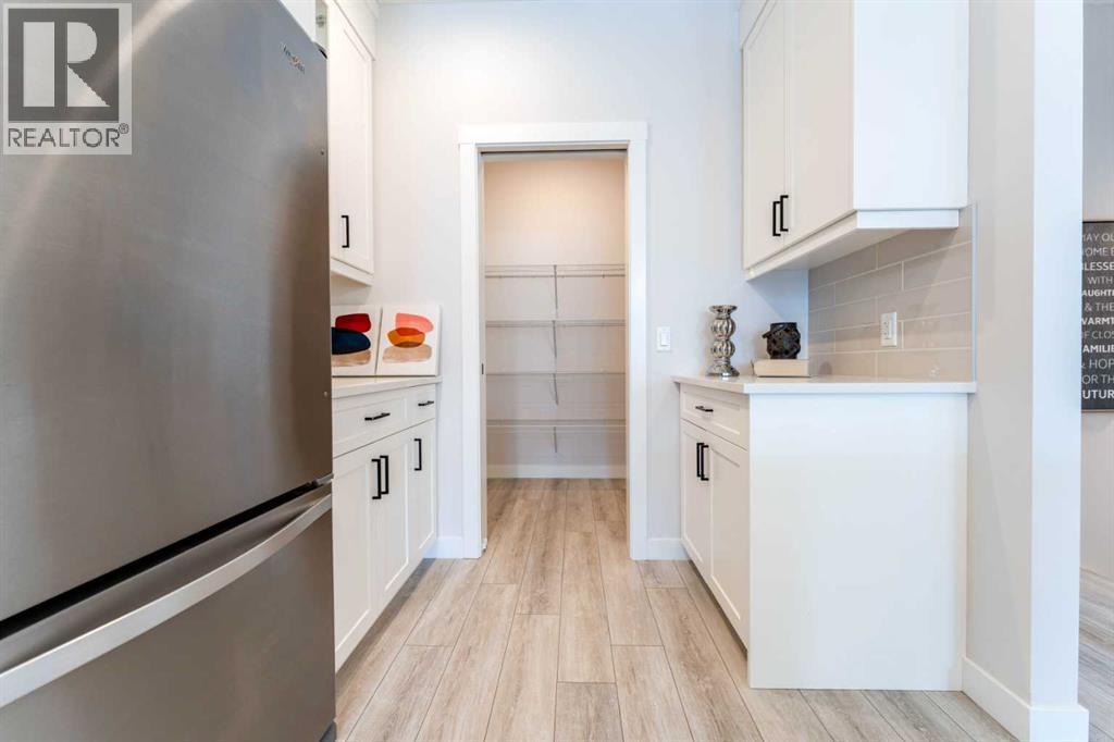 540 Chinook Winds Garden SW, Airdrie, Alberta  T4B 5J6 - Photo 9 - A2292510