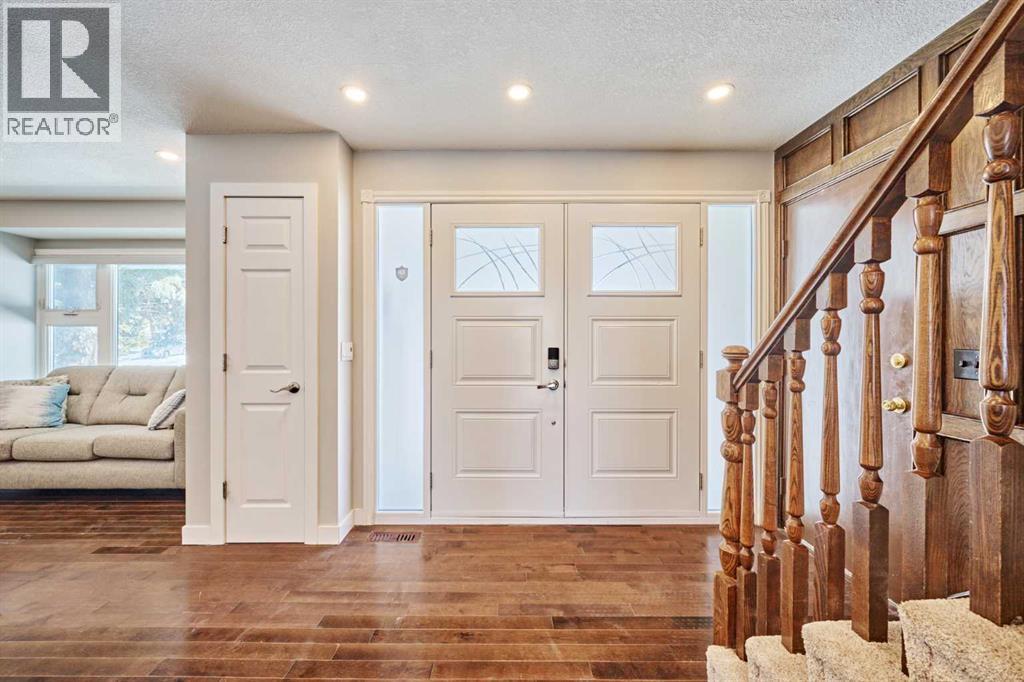 103 Pump Hill Road SW, Calgary, Alberta  T2V 4L7 - Photo 3 - A2302791