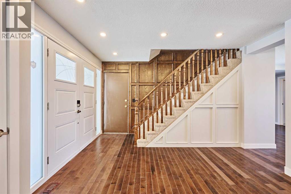 103 Pump Hill Road SW, Calgary, Alberta  T2V 4L7 - Photo 4 - A2302791