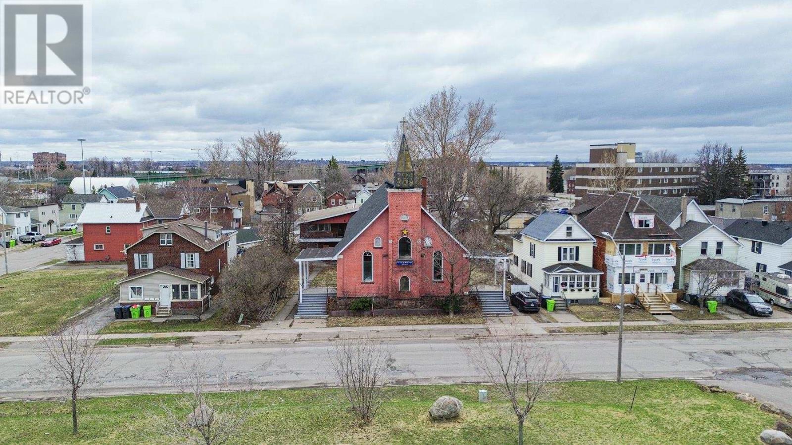 549 Cathcart St, Sault Ste. Marie, Ontario  P6A 1G8 - Photo 4 - SM260758