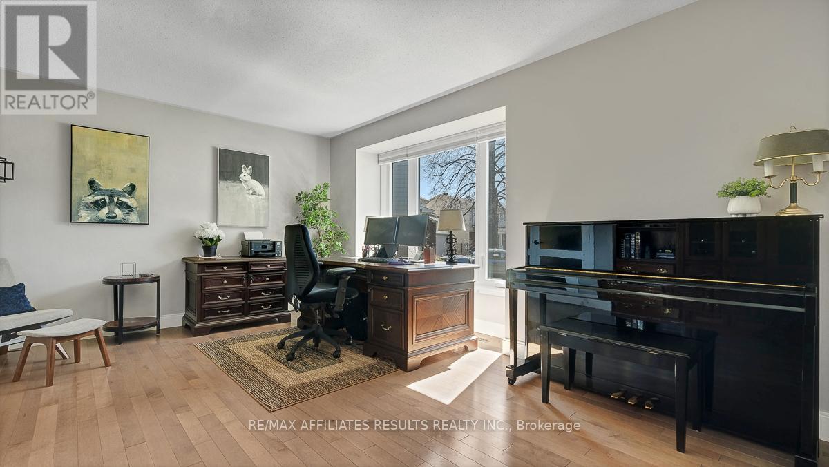 13 Redfox Place, Ottawa, Ontario  K2M 1C8 - Photo 7 - X13045208