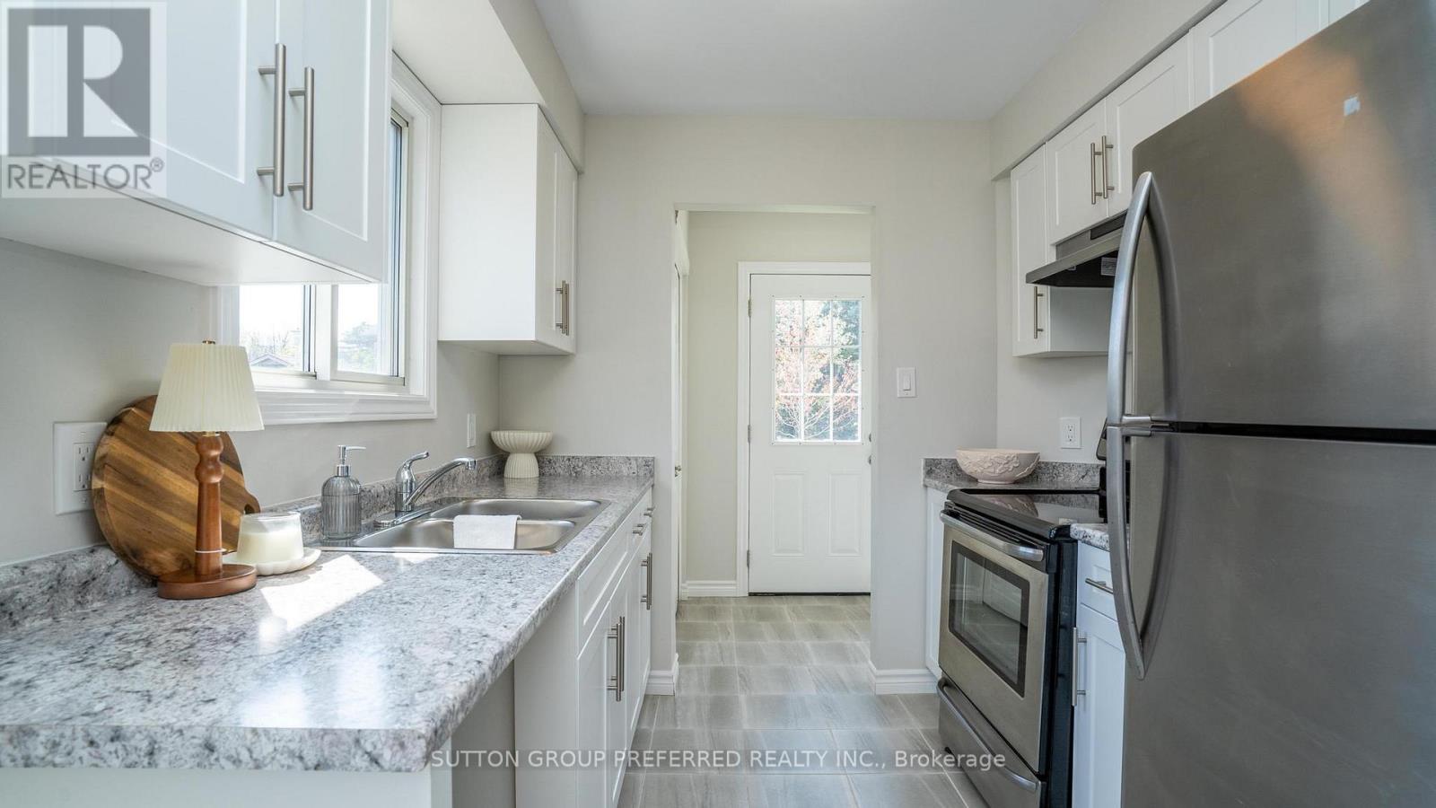 195 Simpson Crescent, London East, Ontario  N5V 5E1 - Photo 13 - X13035324