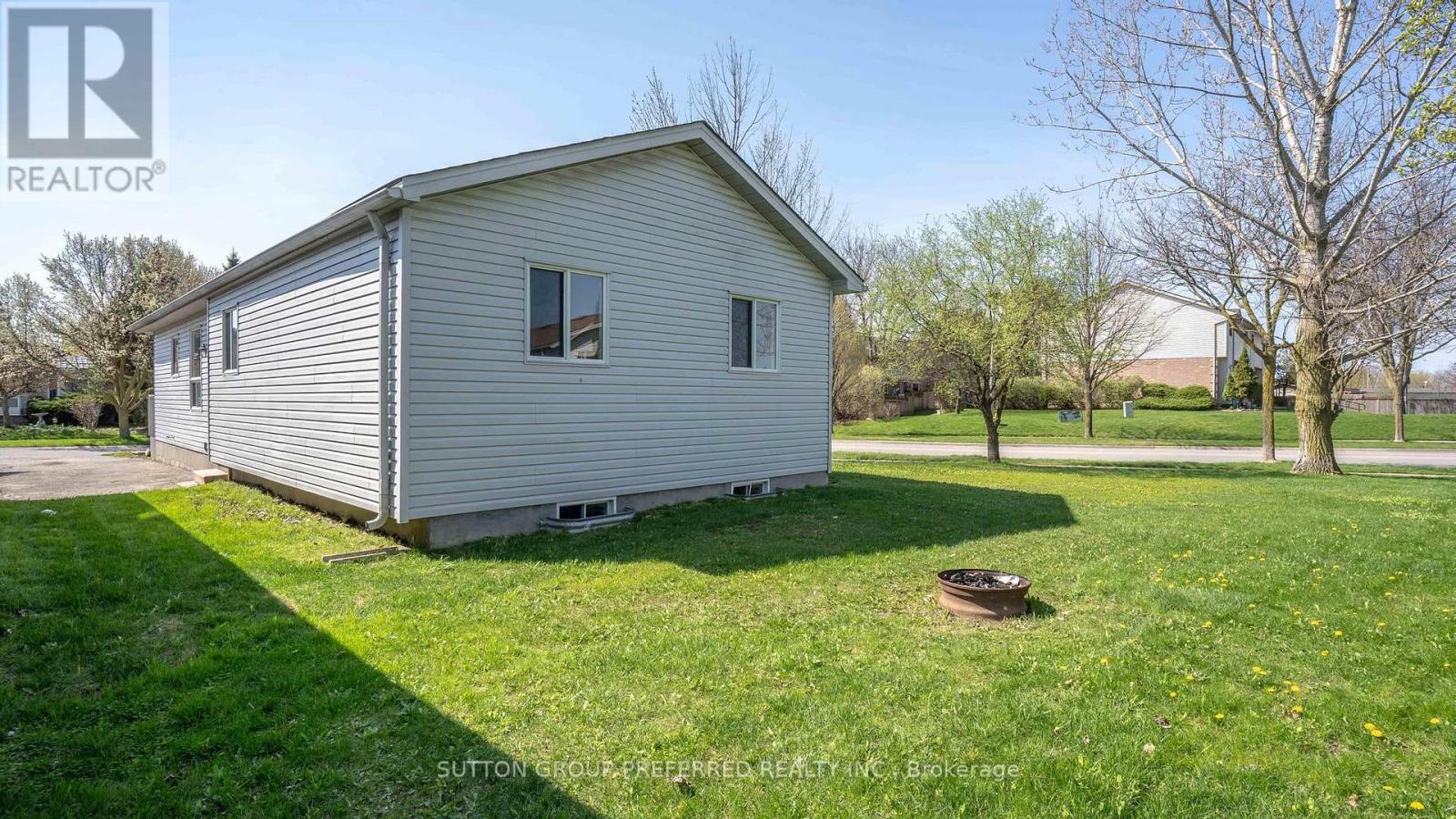 195 Simpson Crescent, London East, Ontario  N5V 5E1 - Photo 30 - X13035324