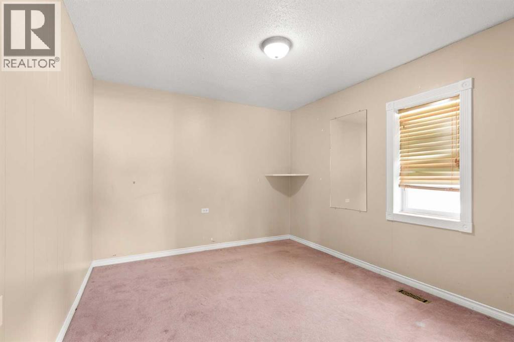 118 2 Street SE, Redcliff, Alberta  T0J 2P0 - Photo 14 - A2290441