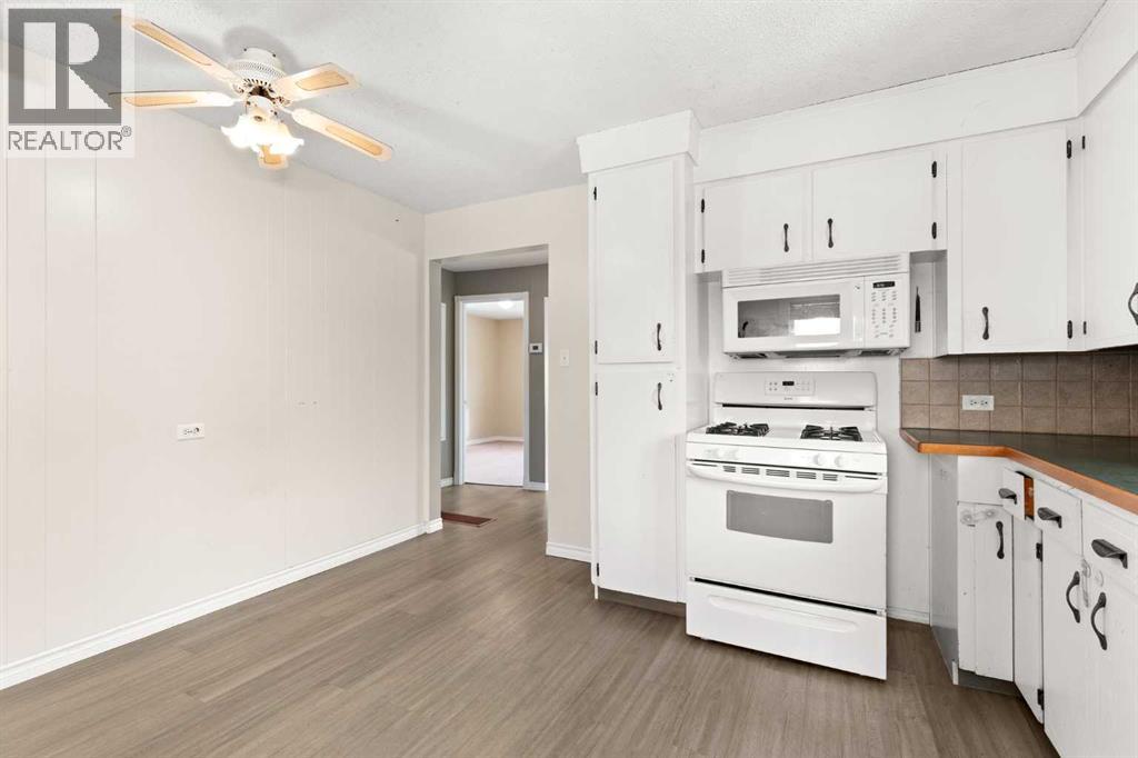 118 2 Street SE, Redcliff, Alberta  T0J 2P0 - Photo 13 - A2290441