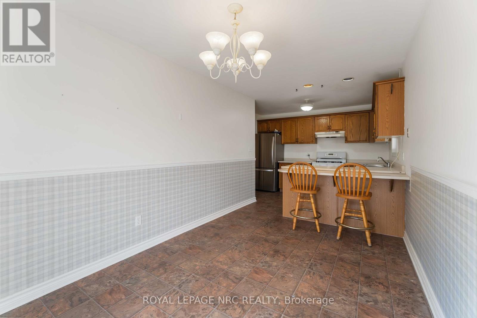 7900 Ascot Circle, Niagara Falls, Ontario  L2H 3E4 - Photo 13 - X13045254