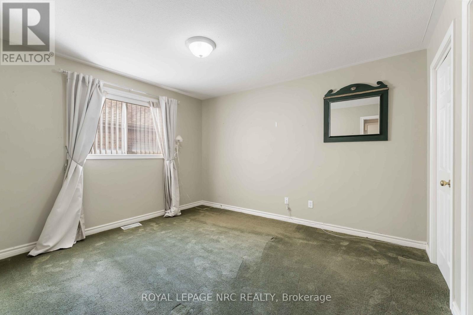 7900 Ascot Circle, Niagara Falls, Ontario  L2H 3E4 - Photo 17 - X13045254