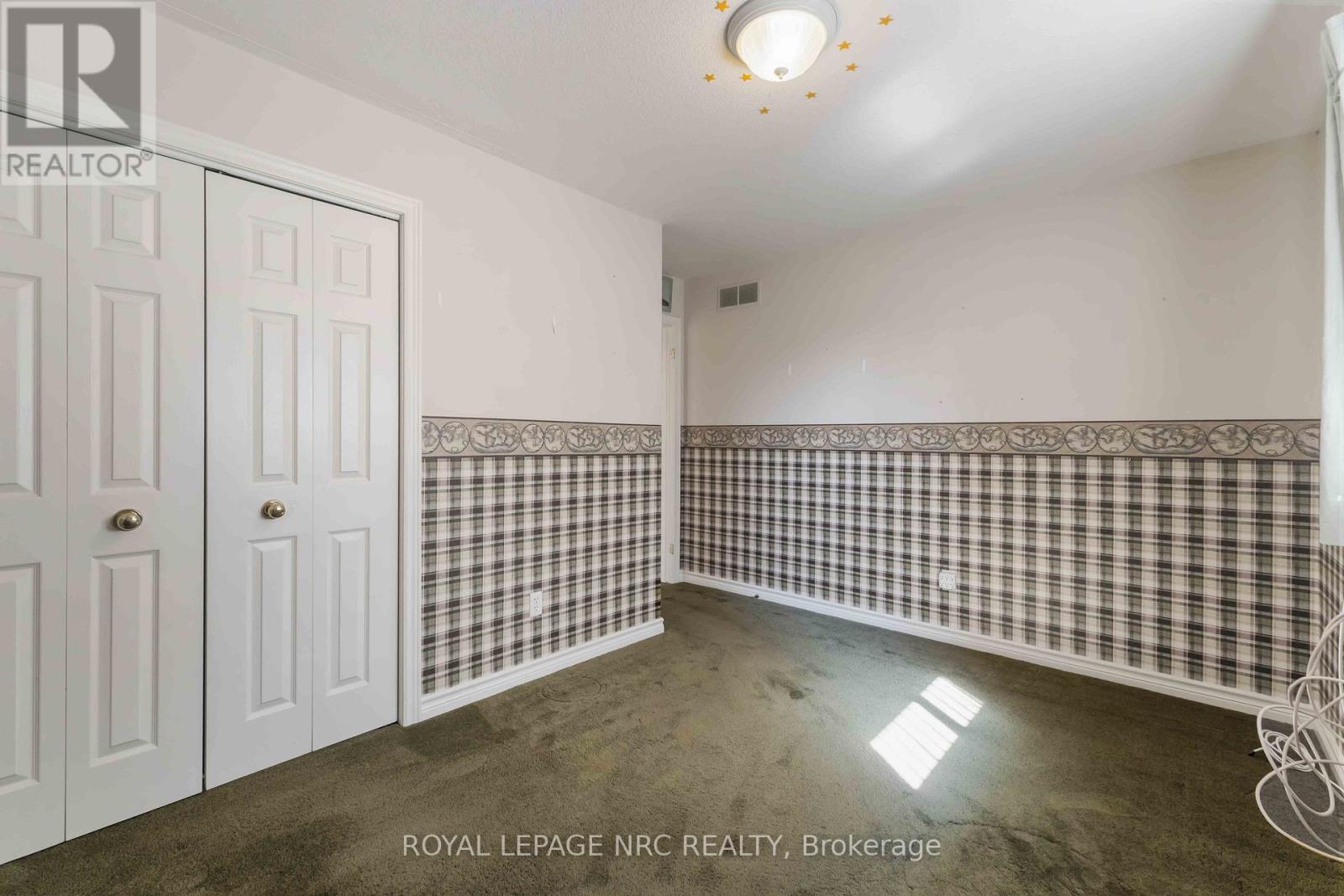 7900 Ascot Circle, Niagara Falls, Ontario  L2H 3E4 - Photo 18 - X13045254