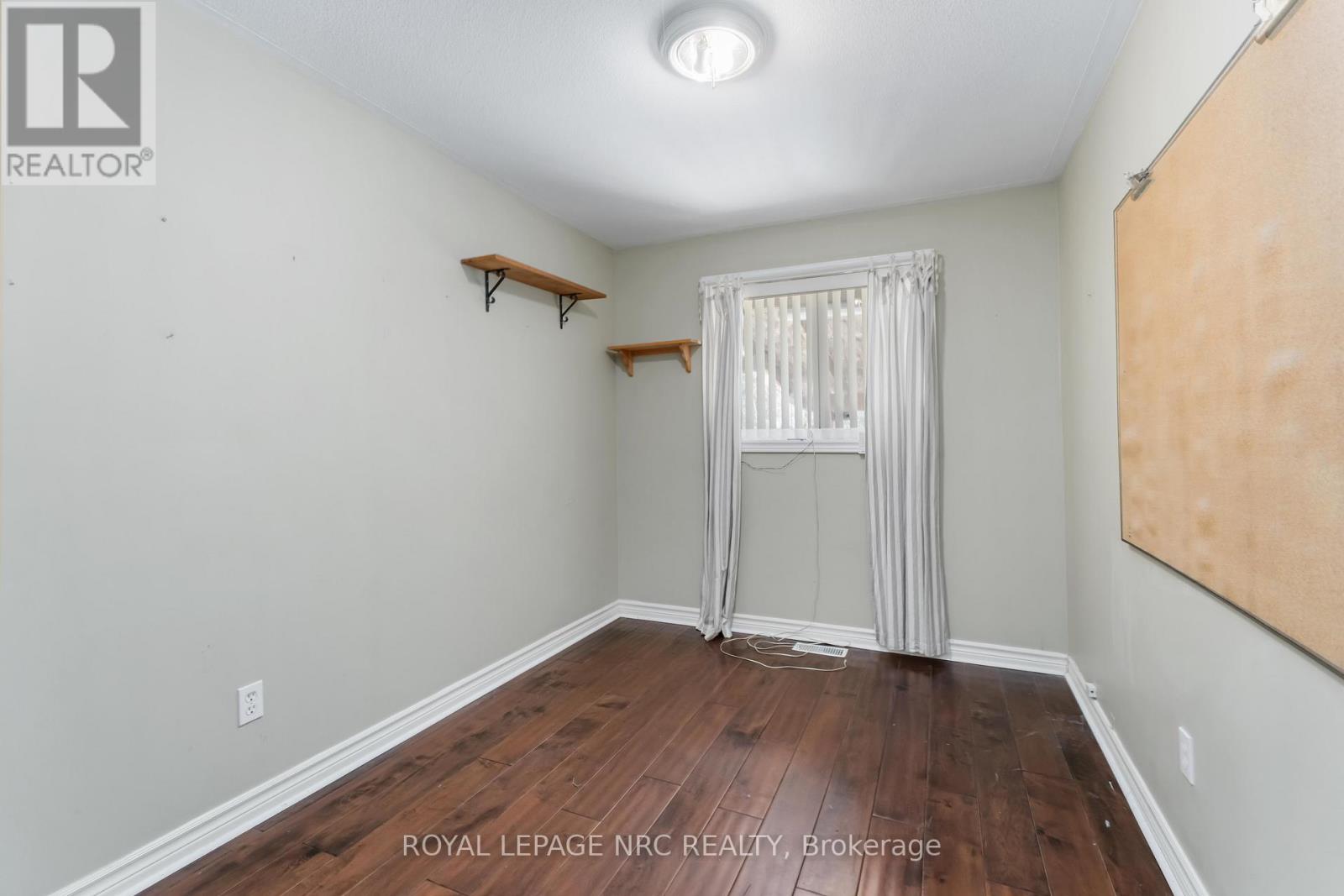 7900 Ascot Circle, Niagara Falls, Ontario  L2H 3E4 - Photo 21 - X13045254