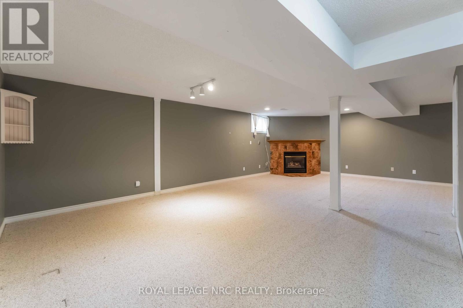 7900 Ascot Circle, Niagara Falls, Ontario  L2H 3E4 - Photo 25 - X13045254