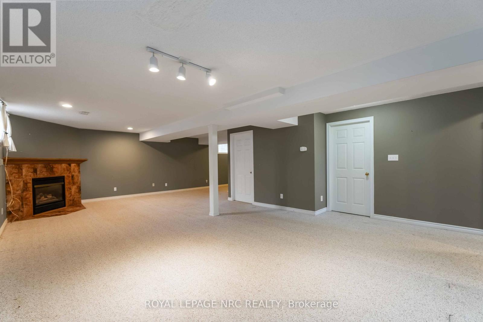 7900 Ascot Circle, Niagara Falls, Ontario  L2H 3E4 - Photo 26 - X13045254